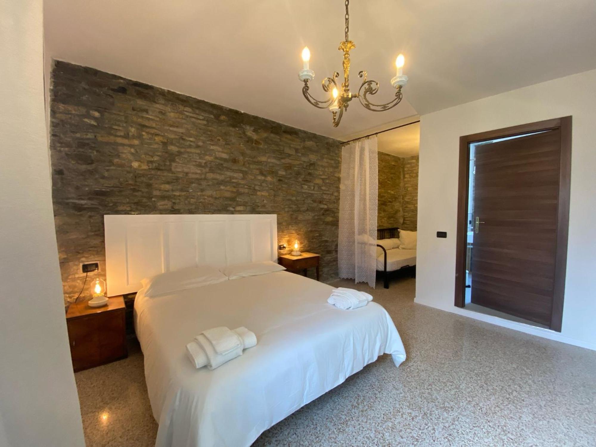 La Lupa E L'Orso Bed & Breakfast Berceto Ngoại thất bức ảnh